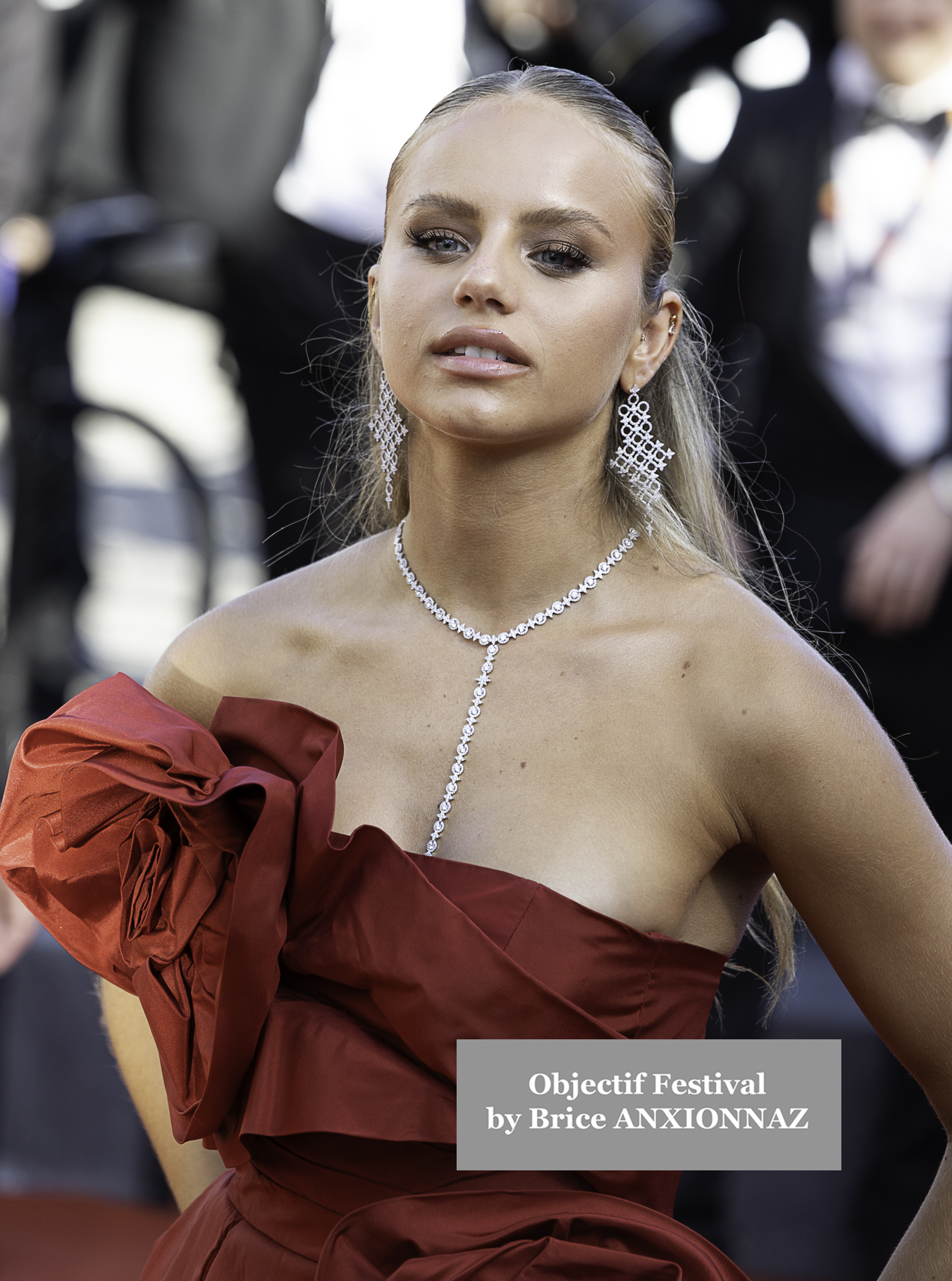 Kinds  Of  Kindness / 77th Cannes International Film Festival / Objectif Festival by Brice ANXIONNAZ